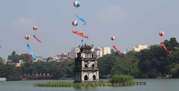 How to get around Hanoi city