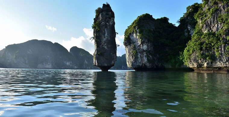 Lan Ha Bay, paradise of the Tonkinese Sea