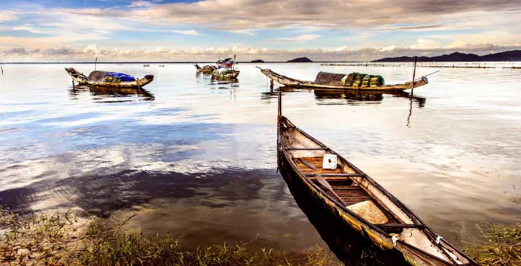 Tam Giang Lagoon - The largest lagoon in Southeast Asia