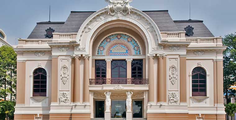 The first 10 French buildings in Saigon - Then and Now after 150 years