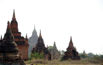 Yangon - Fly to Bagan - full day tour (B/-/-)