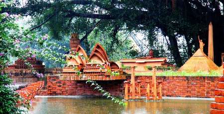 El Parque Terracotta de Hoi An en el pueblo de cerámica de Thanh Ha
