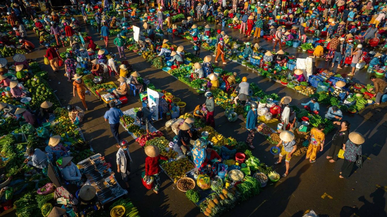 Vietnam a través de sus mercados: 10 mercados imprescindibles que explorar