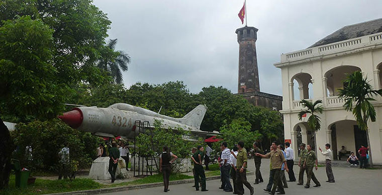 El museo de historia militar de Vietnam en Hanoi
