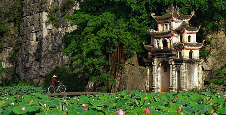 Bich Dong | La pagoda de Jade en Ninh Binh