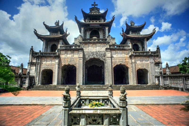 Catedral de Phat Diem: imperdible en Ninh Binh