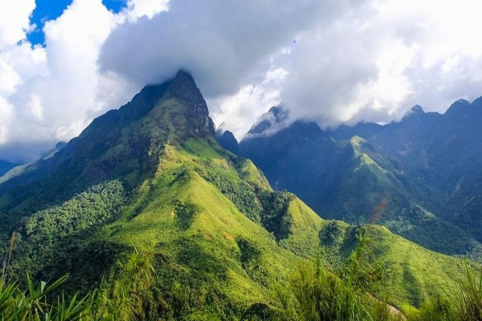 Famosas colinas, picos, montañas y picos de Vietnam