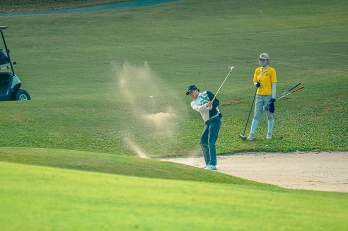 Golf en Vietnam: belleza armoniosa de los campos de golf en Hoa Binh