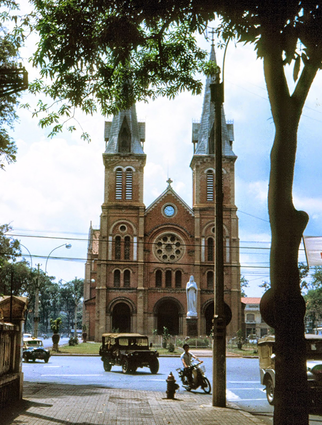 Basilica catedral Notre Dame de Saigon Vietnam