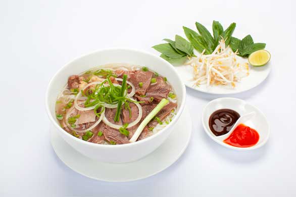 Deliciosa sopa pho de hanoi