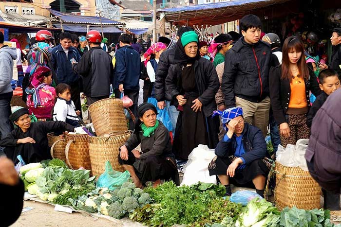 Mercado Meo Vac en Ha Giang Vietnam