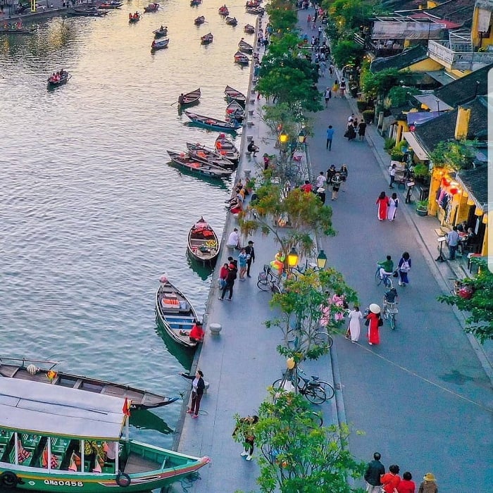 (El río Hoai Hoi An atrae turistas cada año)