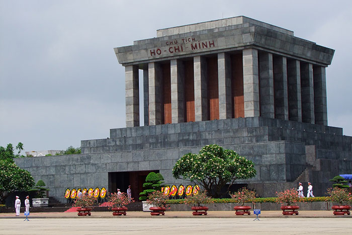El mausoleo de ho chi minh eh Hanoi