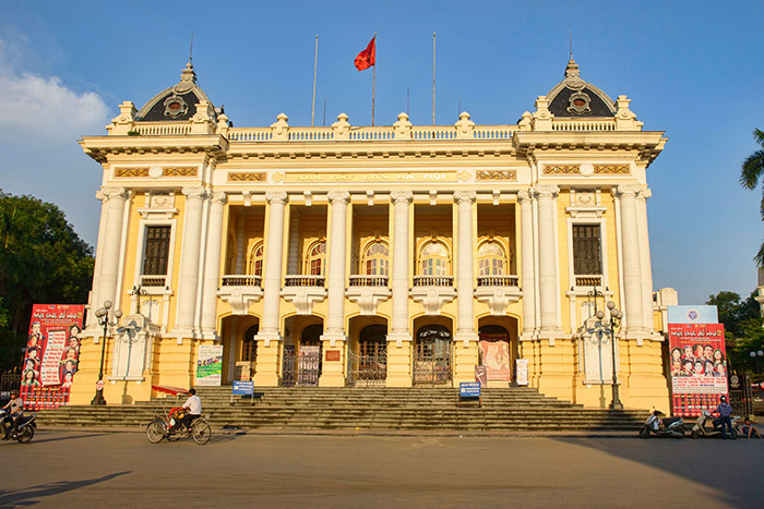 Opera de Hanoi en el barrio antiguo