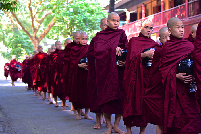 Monasterio de Mahagandayon en Myanmar