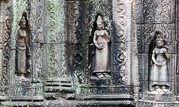 Siem Reap – Angkor Thom – Taprohm – Angkor Wat (D/-/-)