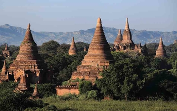 Visita de Bagan (D/-/-)
