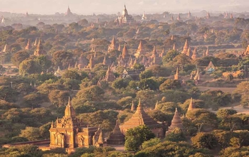 Yangon – Vuelo a Bagan – Visita de Bagan (D/-/-)